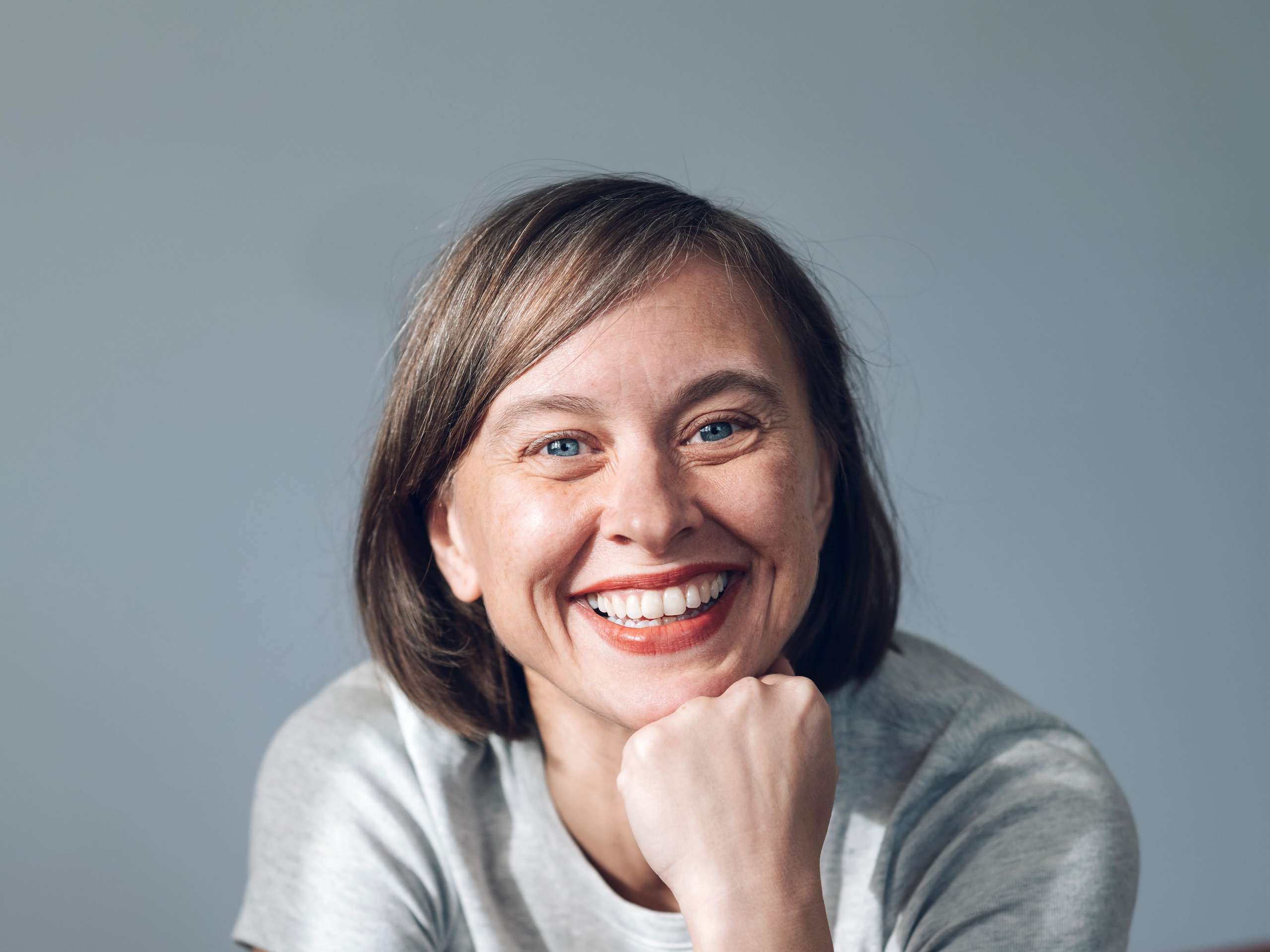 Portrett av smilende kvinne