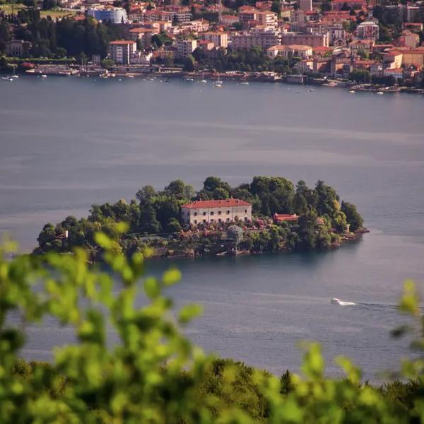 Verbania Watch sur les îles Borromées