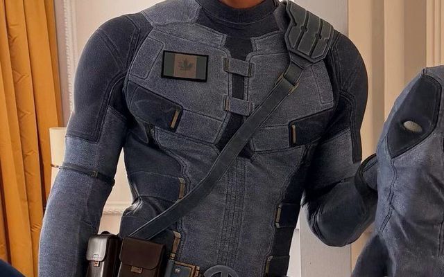 Ryan Reynolds crashes Comic-Con as Deadpool but fans missed the obvious joke