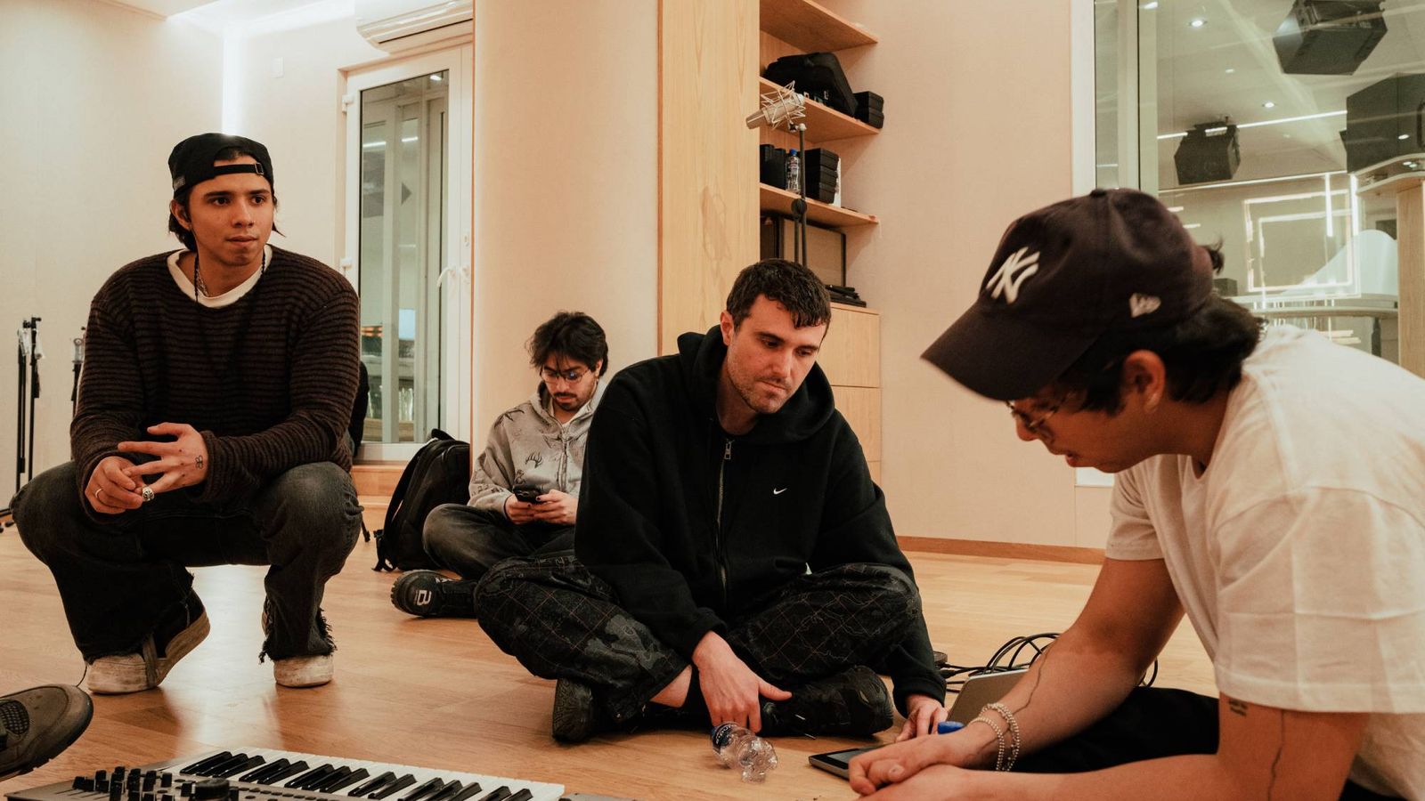 Watch Fred again.. and LATIN MAFIA create new mixtape live on YouTube — Music news on dripviewz