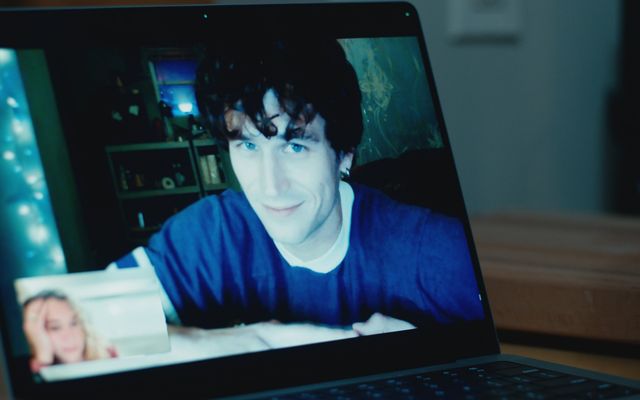 Inside Apple's thriller about online sex scams that no one's talking about — News story on dripviewz