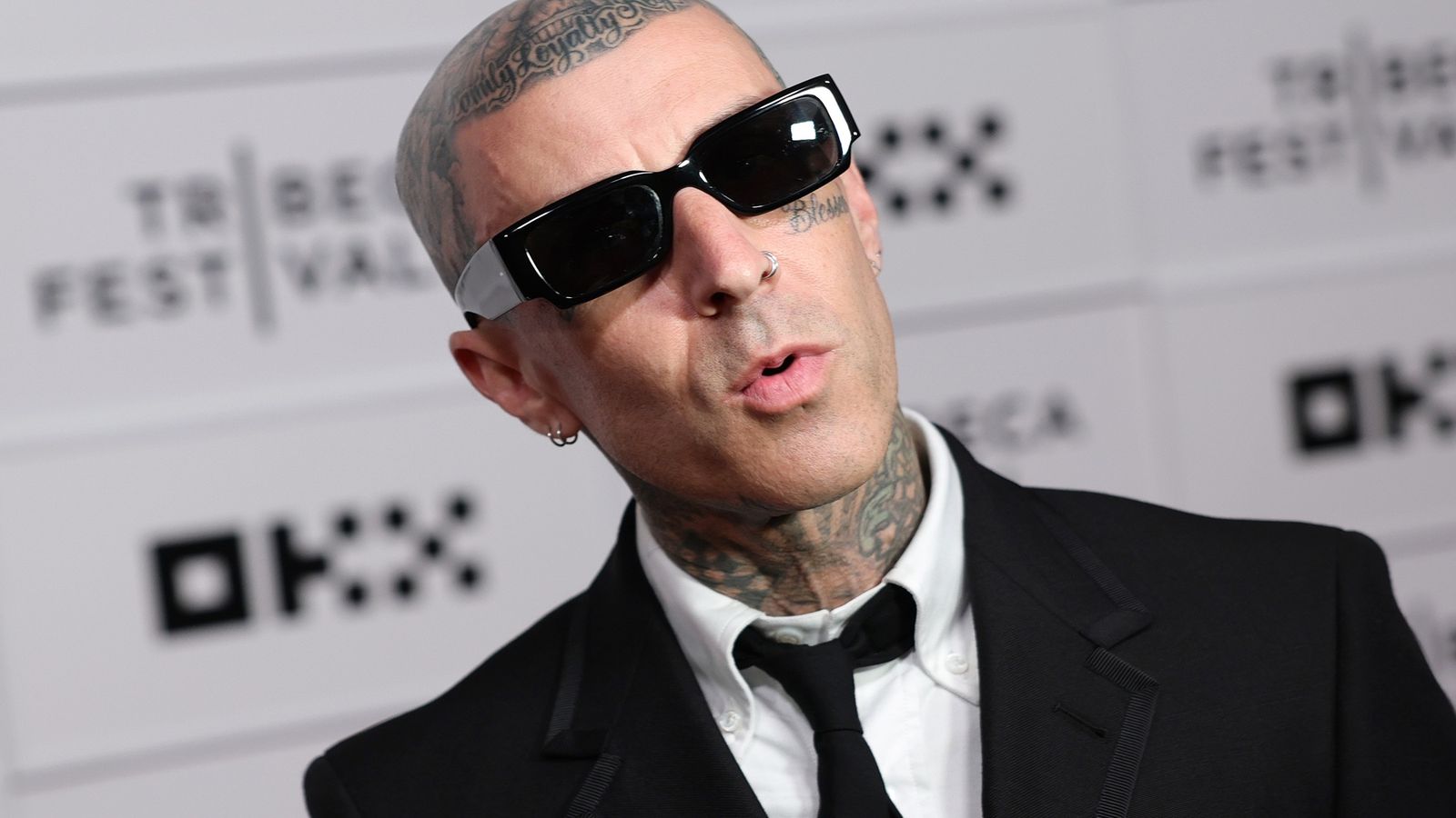 Travis Barker says Blink-182 are working on a new album — News news on dripviewz