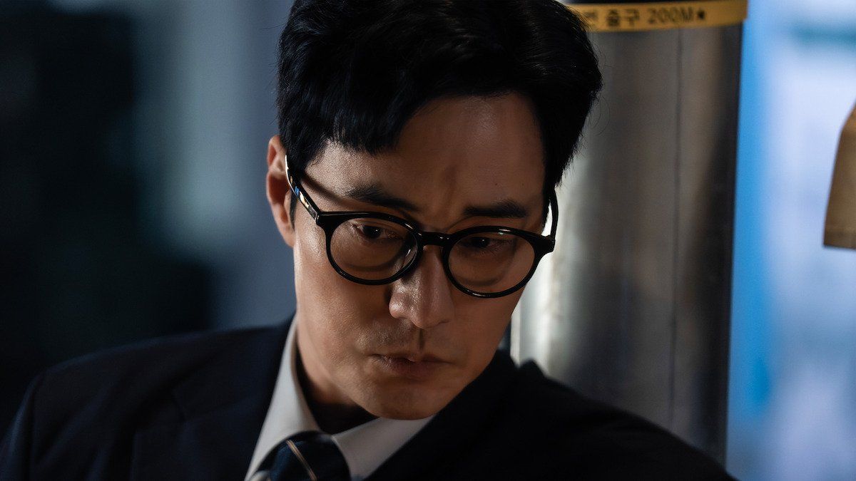 Netflix fans 'already hooked' on Korean spy thriller soaring up top 10 ranking