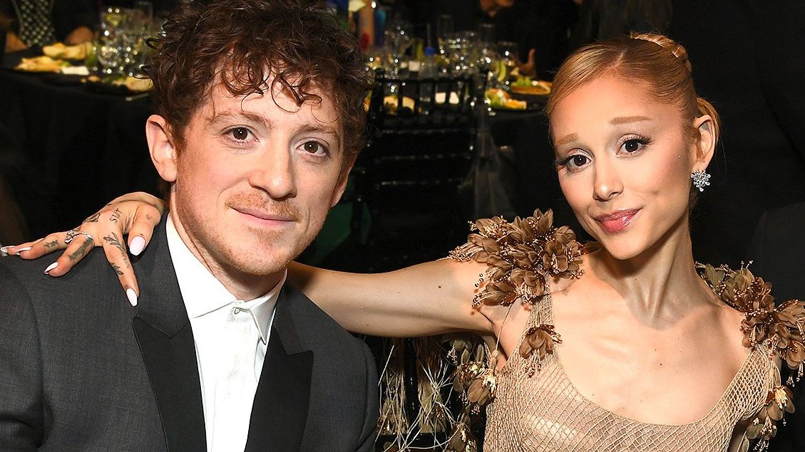 Ariana Grande and Ethan Slater 'split several months ago' after 3 years of dating — News news on dripviewz