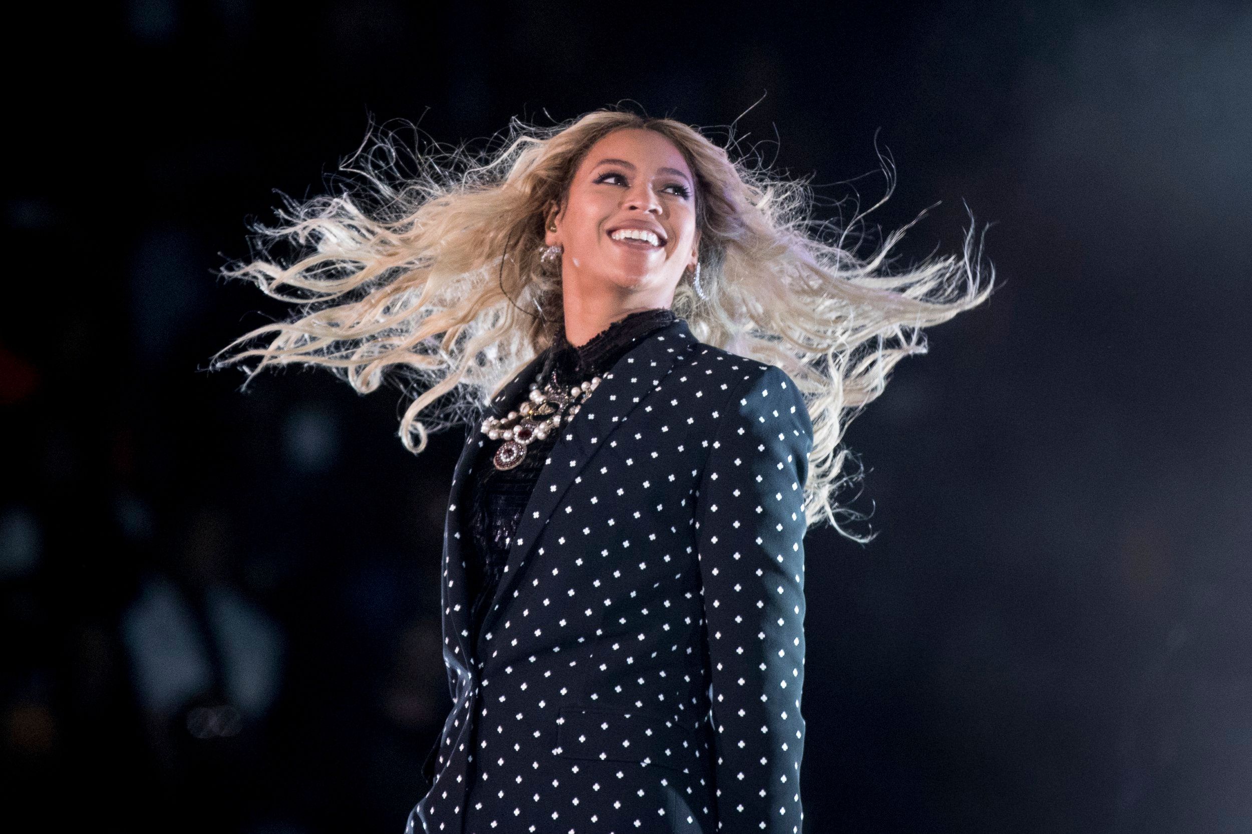 Beyoncé sends fans into frenzy after she drops brand new song out of the blue