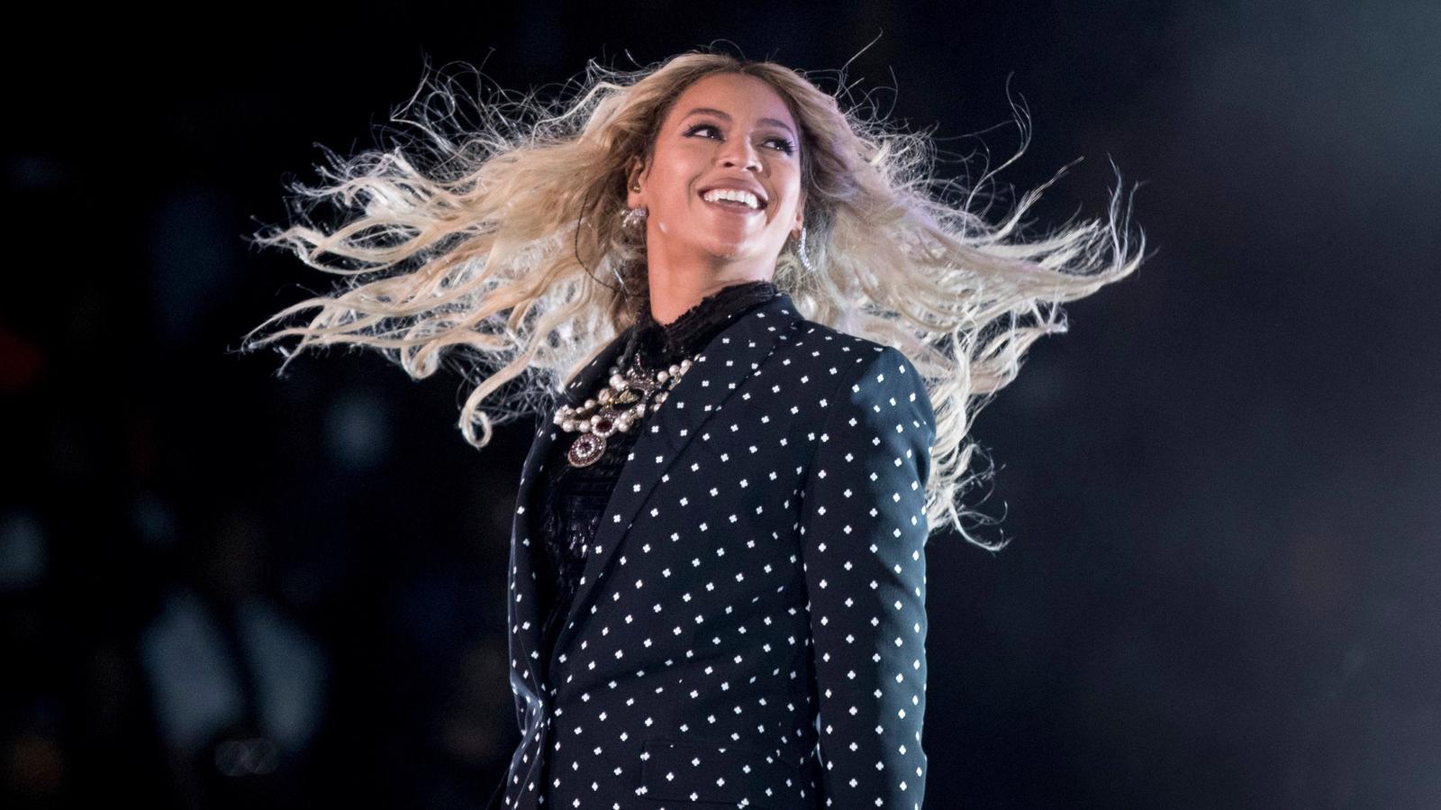 Beyoncé sends fans into frenzy after she drops brand new song out of the blue — Music news on dripviewz