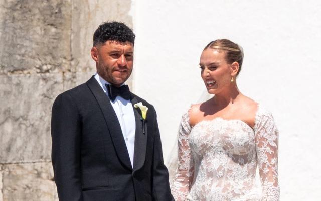Perrie Edwards 'cried all day' just hours before wedding over mistaken theft — News story on dripviewz