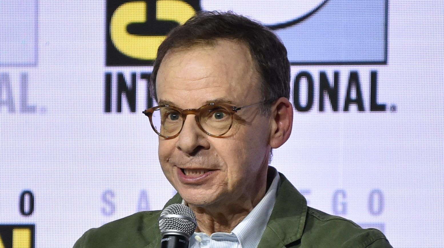 Hollywood legend receives standing ovation at Comic-Con after decades away from spotlight