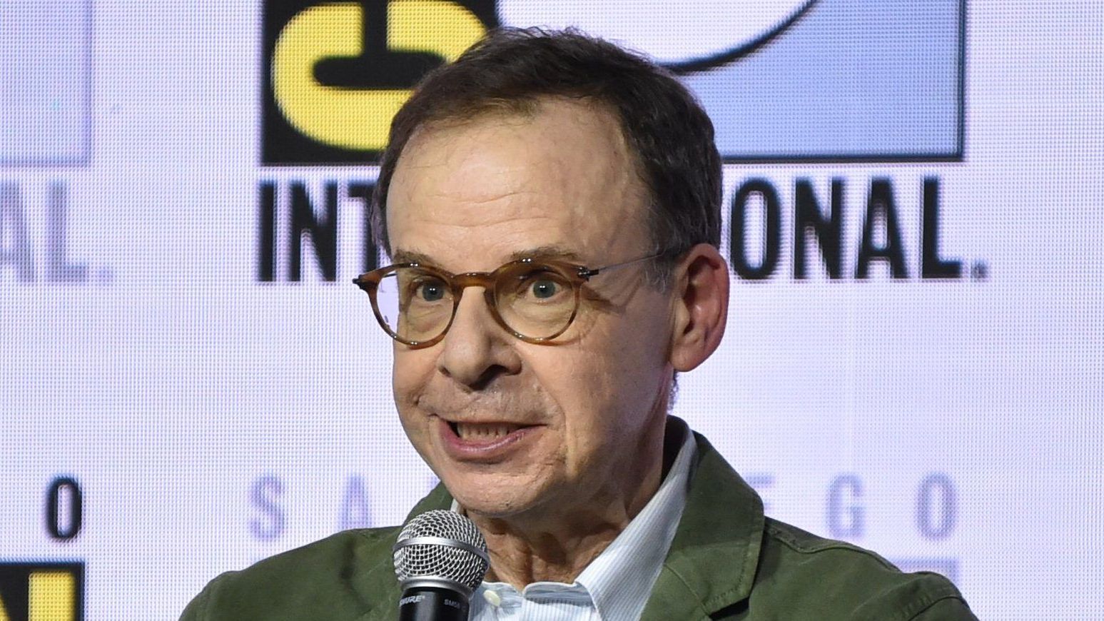 Hollywood legend receives standing ovation at Comic-Con after decades away from spotlight — News news on dripviewz