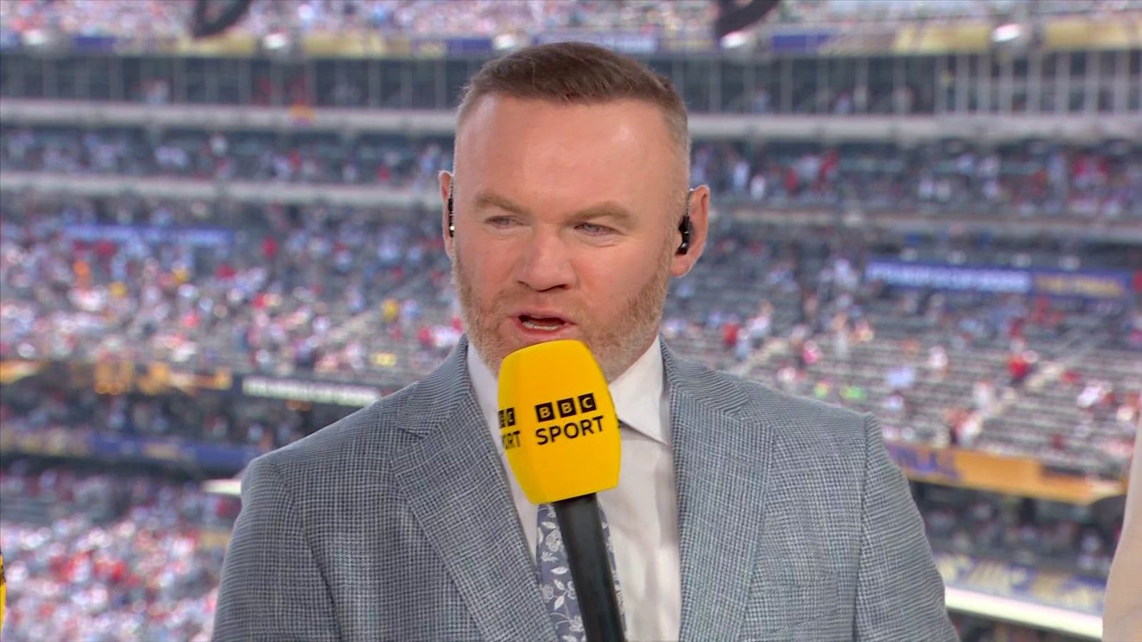 Wayne Rooney 'should commentate Eurovision' after ripping apart World Cup halftime show — Sports news on dripviewz