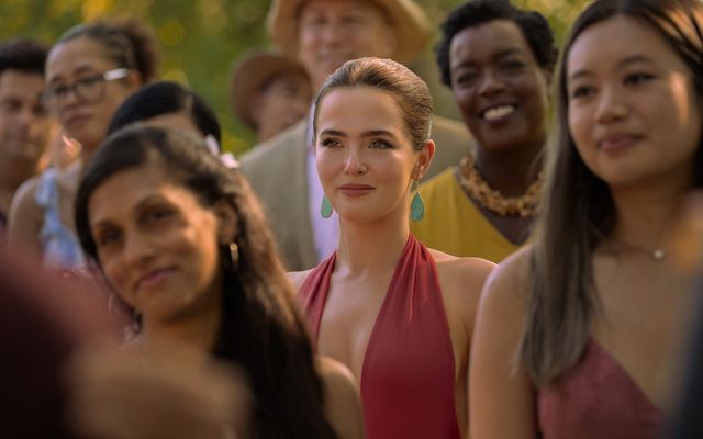 Netflix fans sobbing as they declare Voicemails for Isabelle 'best rom-com in years' — News story on dripviewz