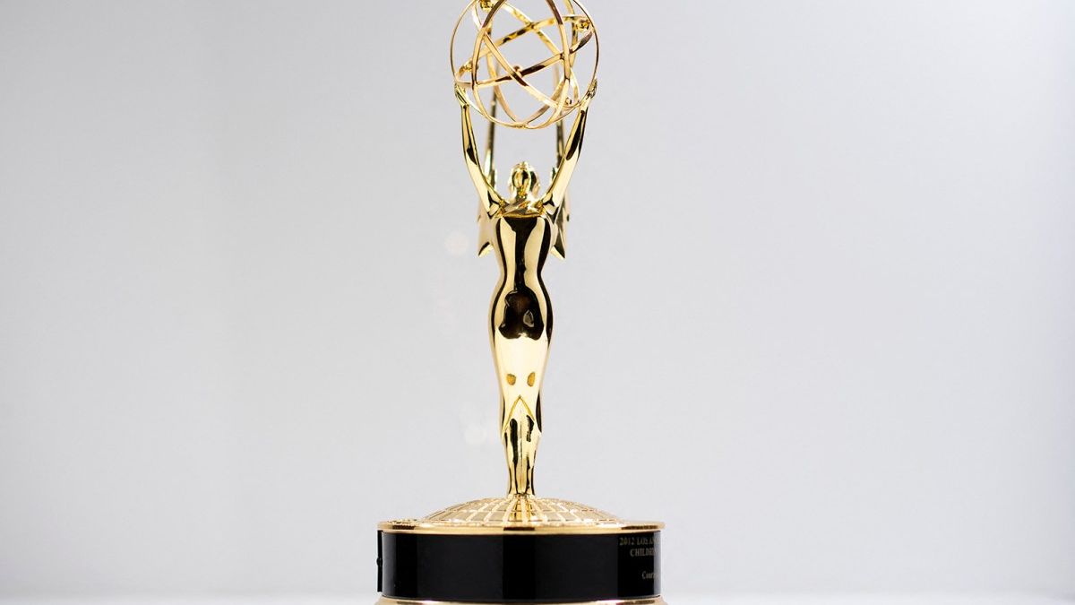 'The Late Show With Stephen Colbert' Wins at 2026 Primetime Emmys: 'Widow's Bay,' Bad Bunny's Super Bowl Halftime & More Big Winners — News news on dripviewz