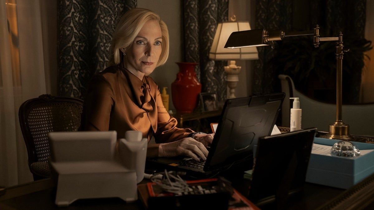 'The Diplomat' Season 4 Finale: Keri Russell and Rufus Sewell Break Down That Explosive Ending — Movies story on dripviewz