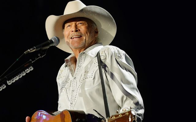 Alan Jackson's Final Concert Setlist: Every Song He Played at 'The Finale' Show in Nashville — Music story on dripviewz