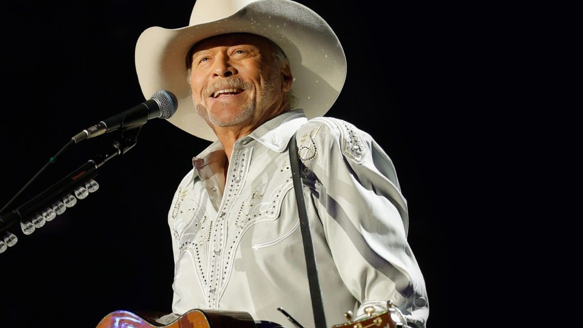 Alan Jackson's Final Concert Setlist: Every Song He Played at 'The Finale' Show in Nashville — Music news on dripviewz