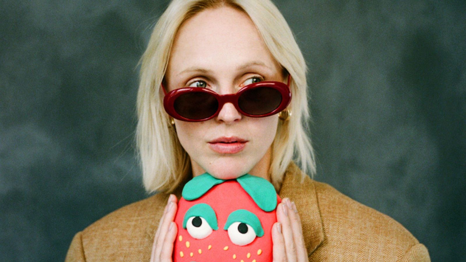 Laura Marling surprise releases new children's album 'Laura Sings Raffi' — Music news on dripviewz