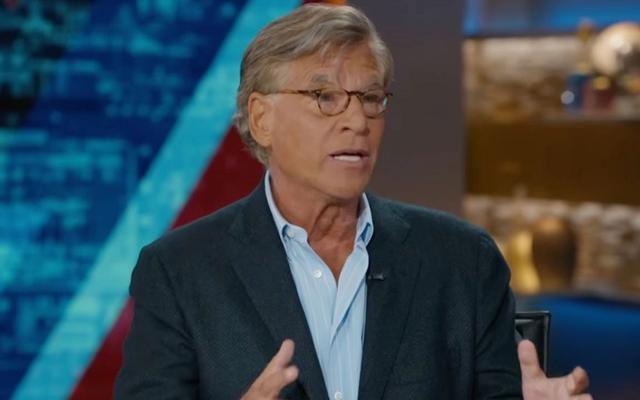 Aaron Sorkin Recalls Exactly How He Broke His Nose Writing a 'Newsroom' Scene — News story on dripviewz