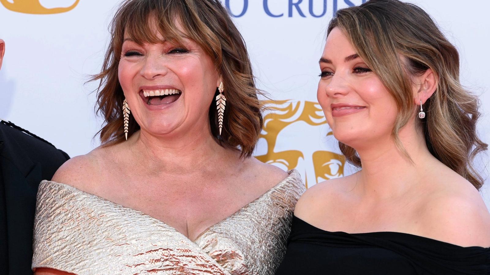 Lorraine Kelly says 'daughter will be mortified' after making sex life confession — News news on dripviewz