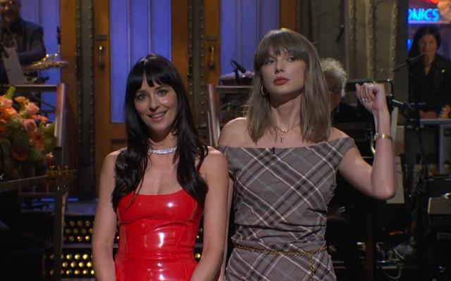 Taylor Swift Interrupts Dakota Johnson's 'SNL' Monologue With Breakup Advice — Music story on dripviewz