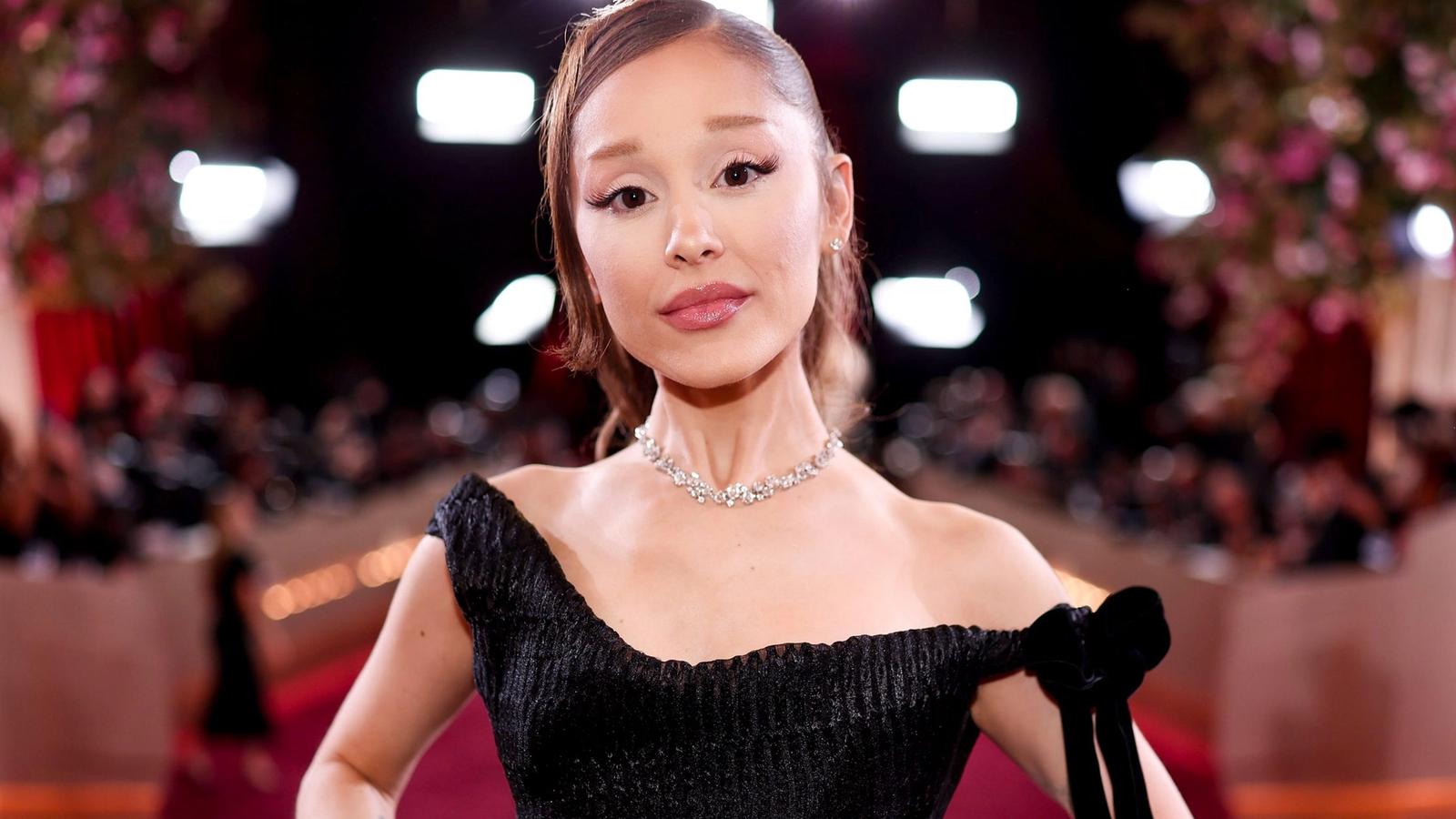 Ariana Grande slams Trump's 'barbaric and heinous' use of her song in ICE video — Music news on dripviewz