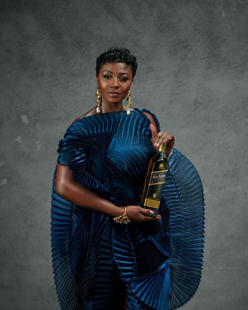 The Blue Society: Debut with An Exclusive Dinner Experience Hosted by Juliet Olanipekun & Johnnie Walker Blue Label — News story on dripviewz