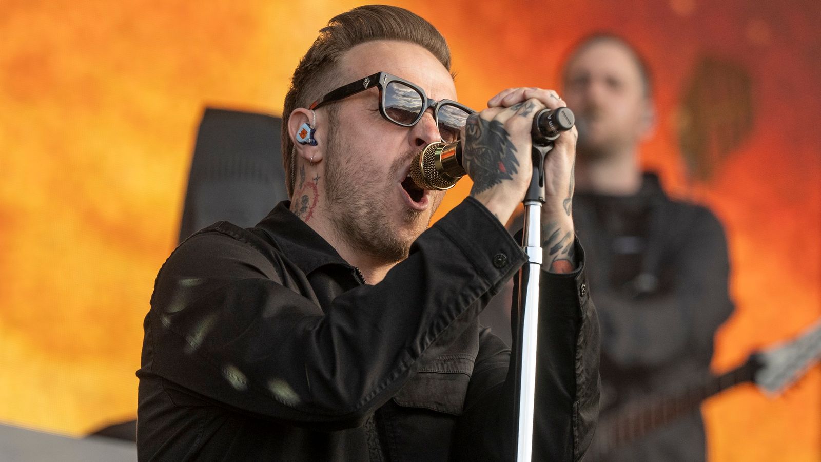 Architects' Sam Carter speaks out on impact "anxiety and constant focus" on his voice after online criticism — Reality Tv news on dripviewz