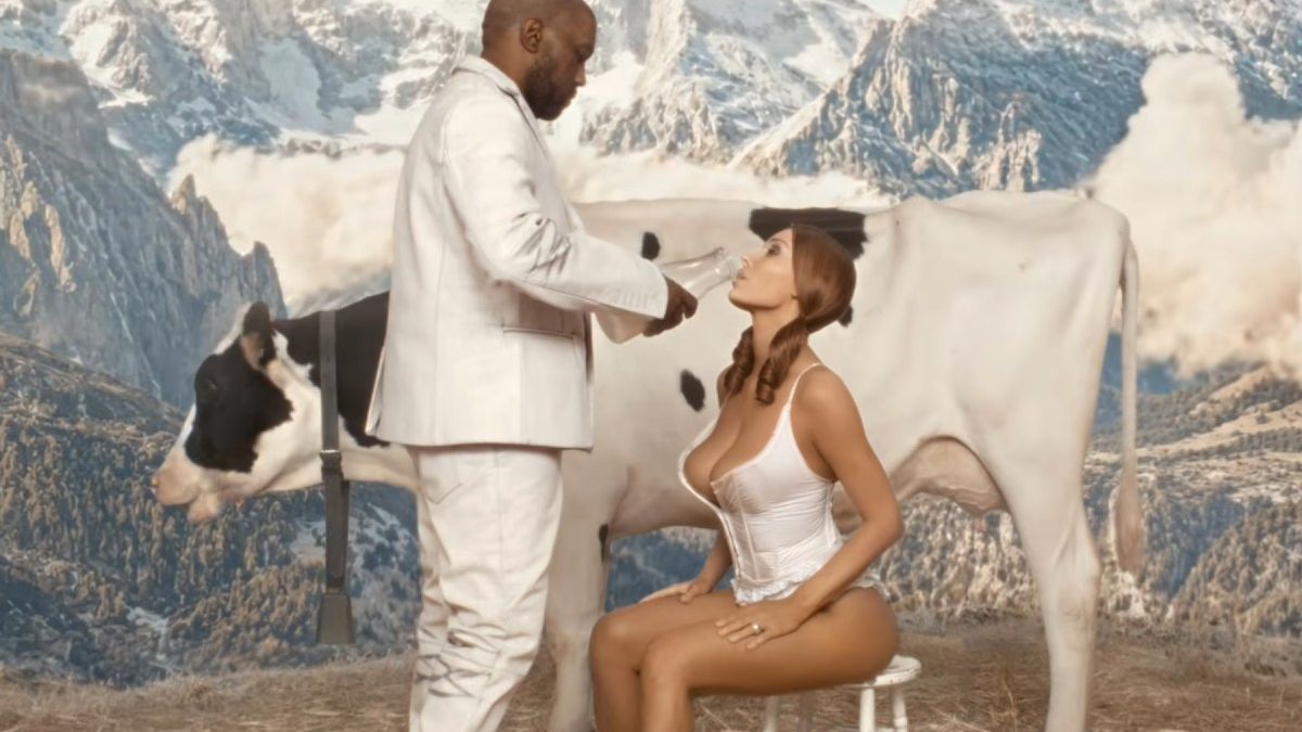 Ye Drops 'Bully' Deluxe Edition Featuring New Don Toliver Song, Shares Surreal 'Kings' Video — Music news on dripviewz