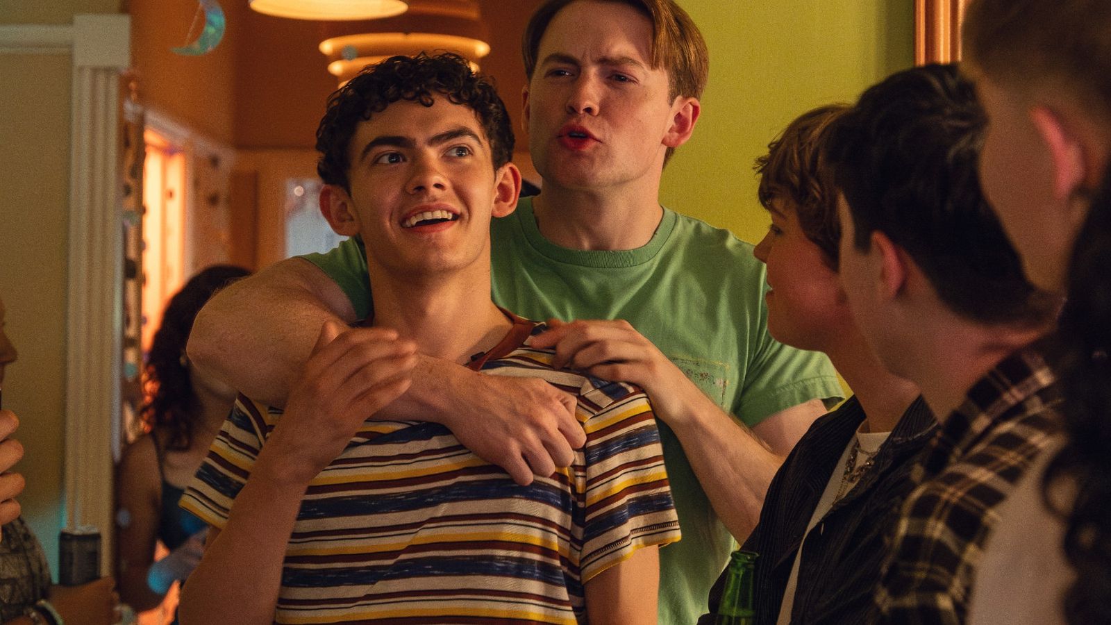 'Heartstopper Forever' review: a chaotic goodbye to Netflix's wholesome teens — News news on dripviewz
