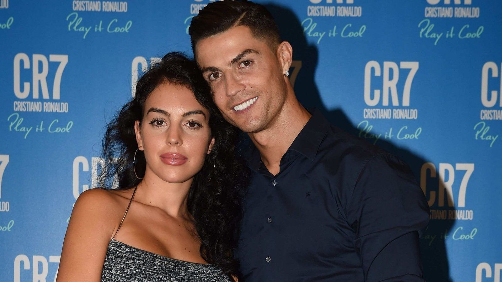 Cristiano Ronaldo and Georgina Rodriguez wed in 'intimate' Portugal wedding with five children — Sports news on dripviewz