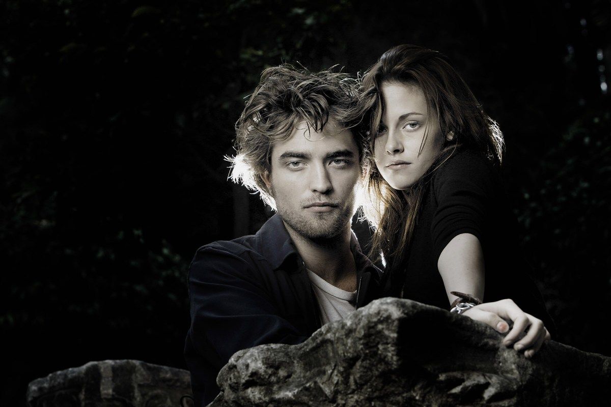 'Twilight' Saga Sparkles Again With Alex and Ani's New Vampire-Inspired Jewelry Line