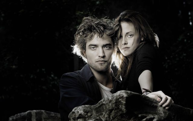 'Twilight' Saga Sparkles Again With Alex and Ani's New Vampire-Inspired Jewelry Line