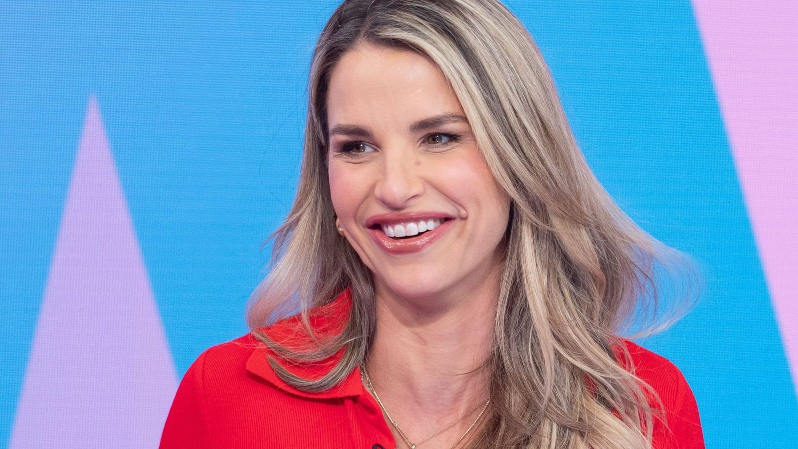 Vogue Williams 'still sees' woman who slept with her cheating ex — News news on dripviewz