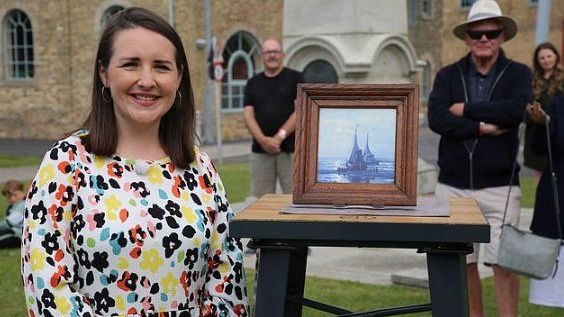 Antiques Roadshow star dies of brain cancer aged 39 just months after wedding — News news on dripviewz