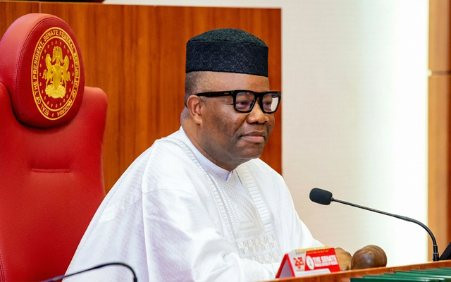Inside the Akpabio-Oshiomhole rift over 11th senate leadership