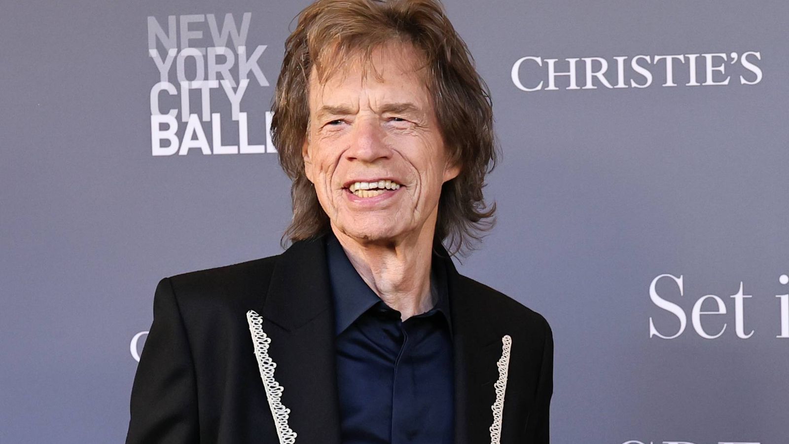 Mick Jagger admits idea of a Rolling Stones biopic "interests" him — News news on dripviewz
