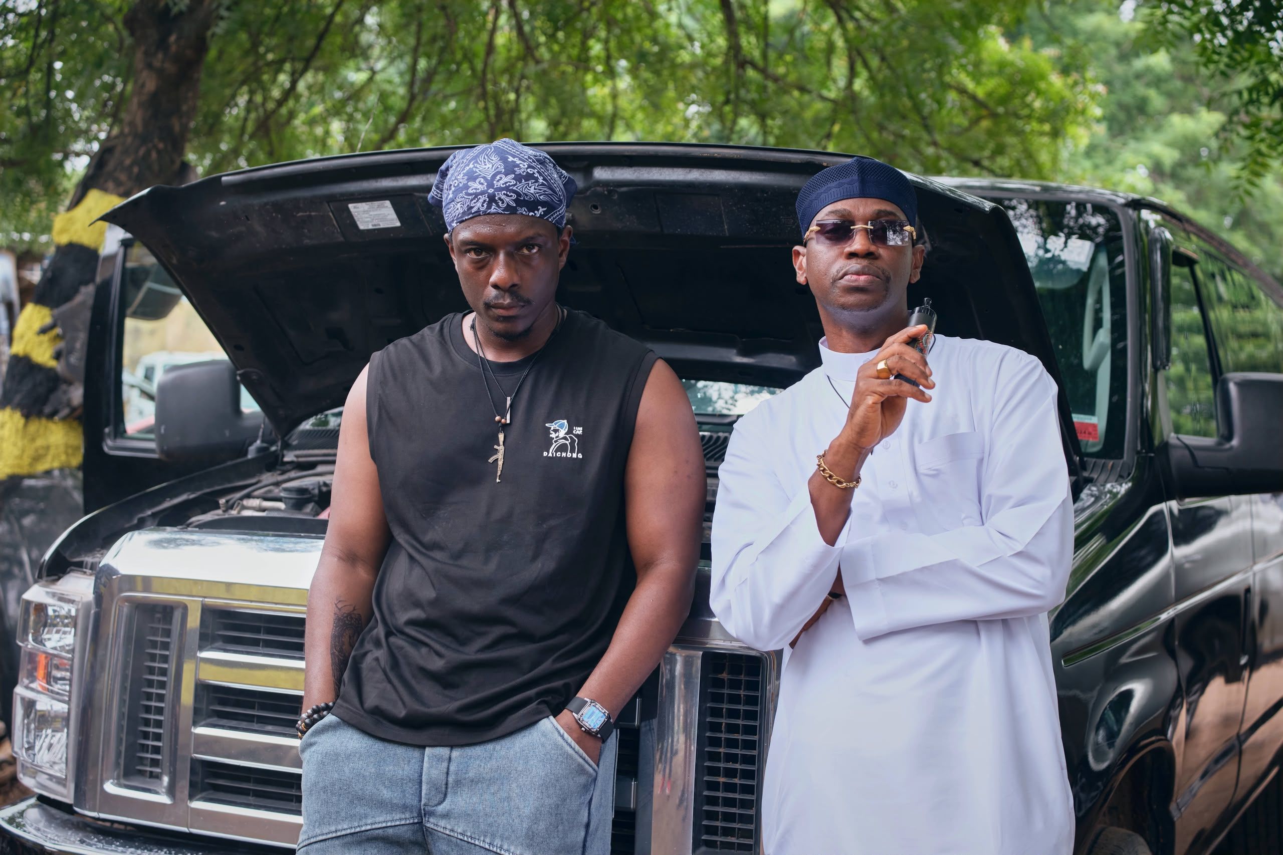 First Look Photos : Lateef Adedemeji, Linda Ejiofor-Suleiman, Others BTS Black Market Set — News story on dripviewz