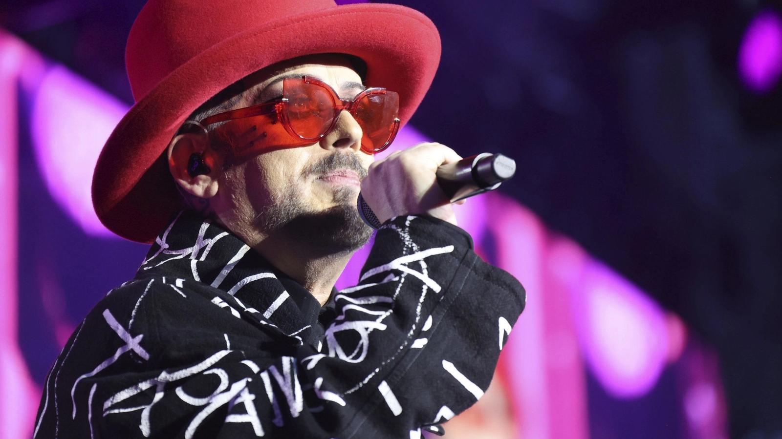 Boy George threatens to sack members of his band who refuse to perform pro-Israel song — News news on dripviewz