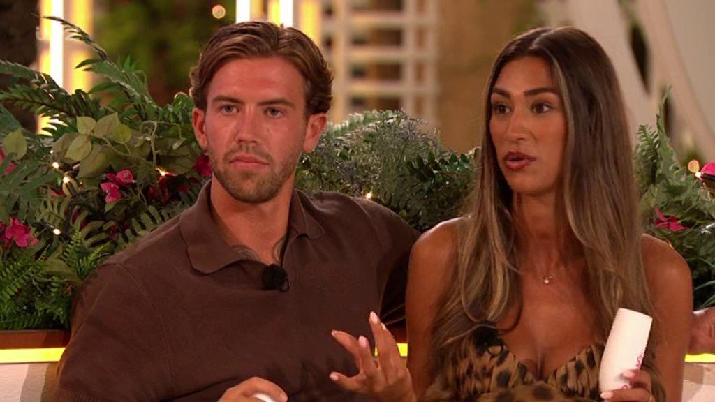 TV star who slated woman for National Rail job tries to explain 'classist' outburst