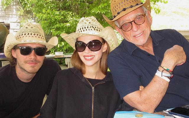 Brooklyn Beckham celebrates father-in-law's birthday after 'asking parents to leave him alone' — News story on dripviewz