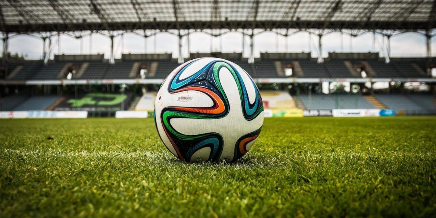 How Nigerian Sports Fans Can Use Football Discipline to Trade Forex Smarter — News story on dripviewz