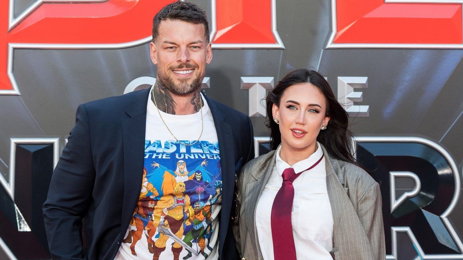 Gladiators star Giant's ex-girlfriend claims 'he dumped her because of OnlyFans job' — News news on dripviewz