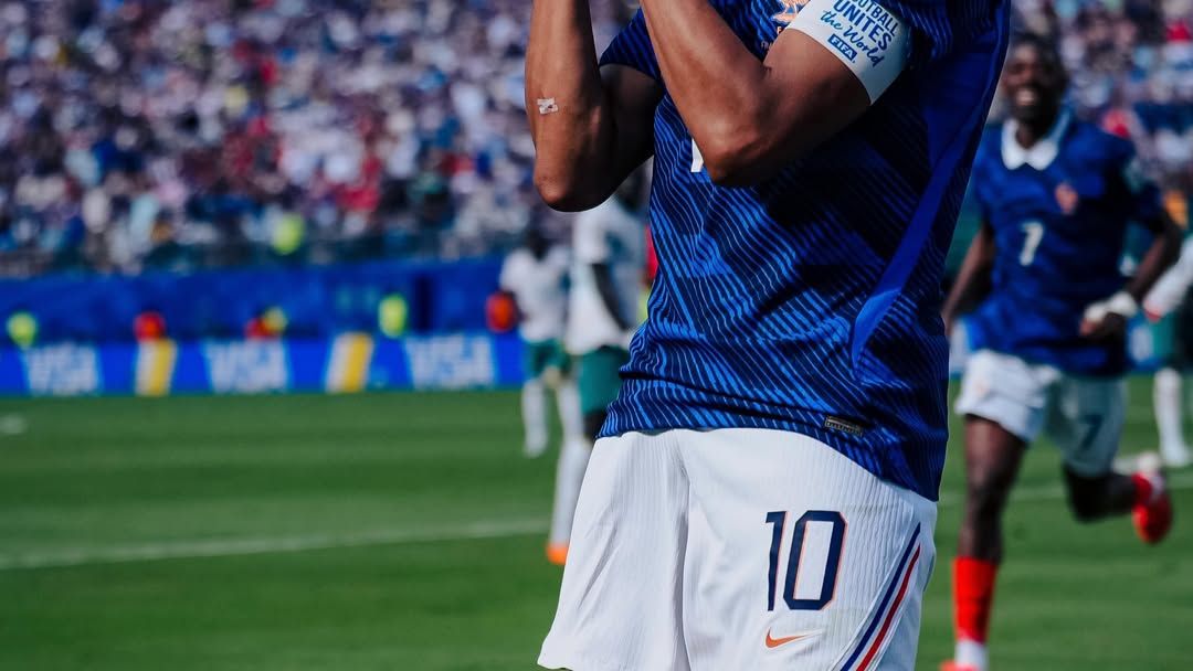 Kylian Mbappé Breaks France's Scoring Record With a Brilliant Brace Against Senegal — News news on dripviewz