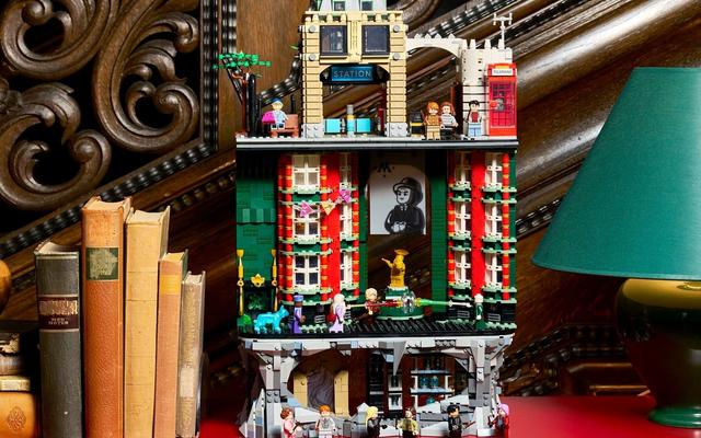 Lego Harry Potter The Ministry of Magic set includes its own tube stop — News story on dripviewz