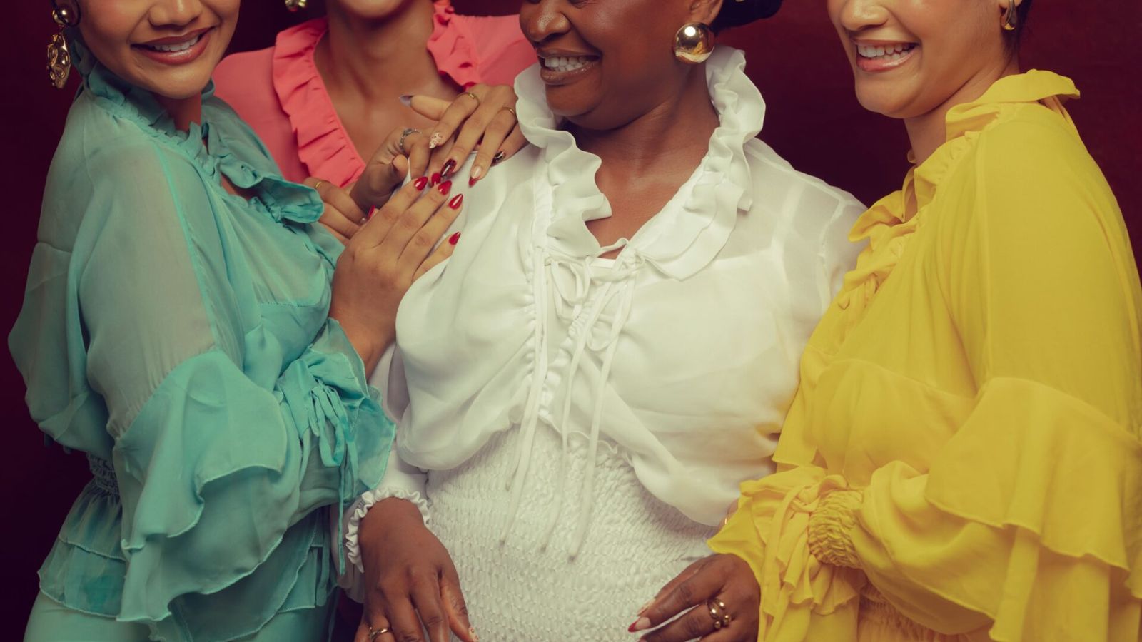 Sunshine Rosman, Her Sisters & Mum Just Gave Us the Sweetest Family Photos — Movies news on dripviewz