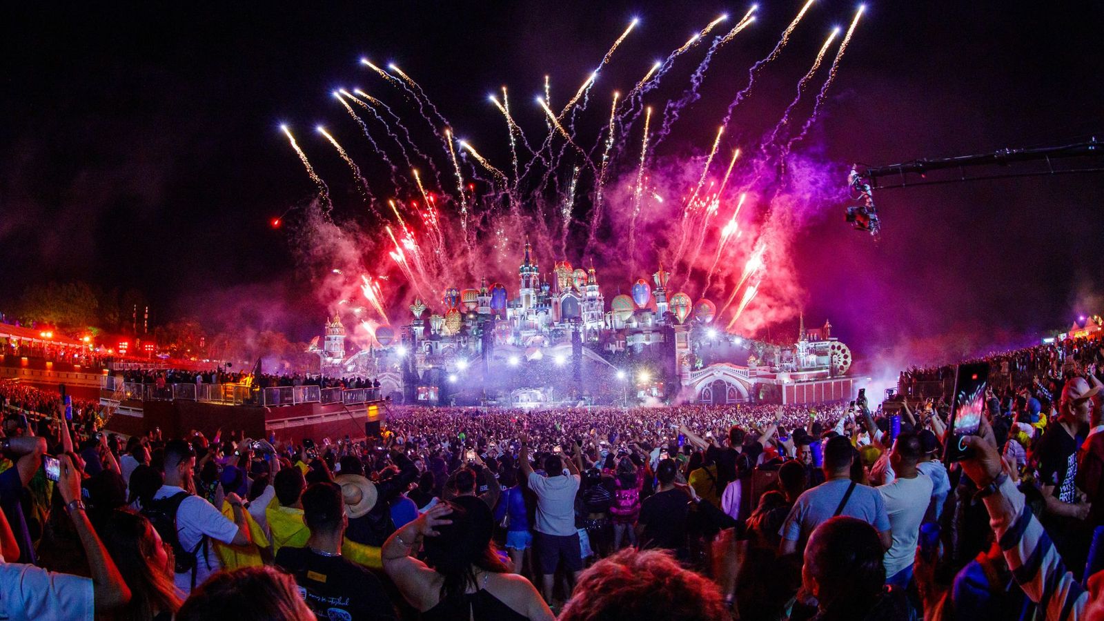 Tomorrowland 2026 sees ban on "large-scale" fireworks with "limited pyrotechnics" for weekend two over wildfire fears — News news on dripviewz