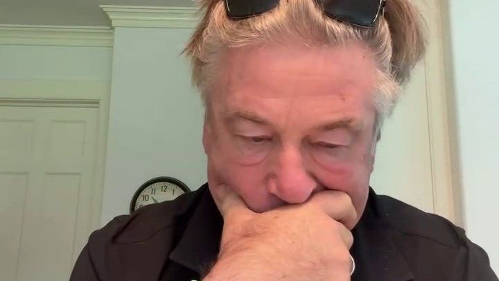 Alec Baldwin's Sam Neill tribute is the oddest thing you'll watch today — News news on dripviewz