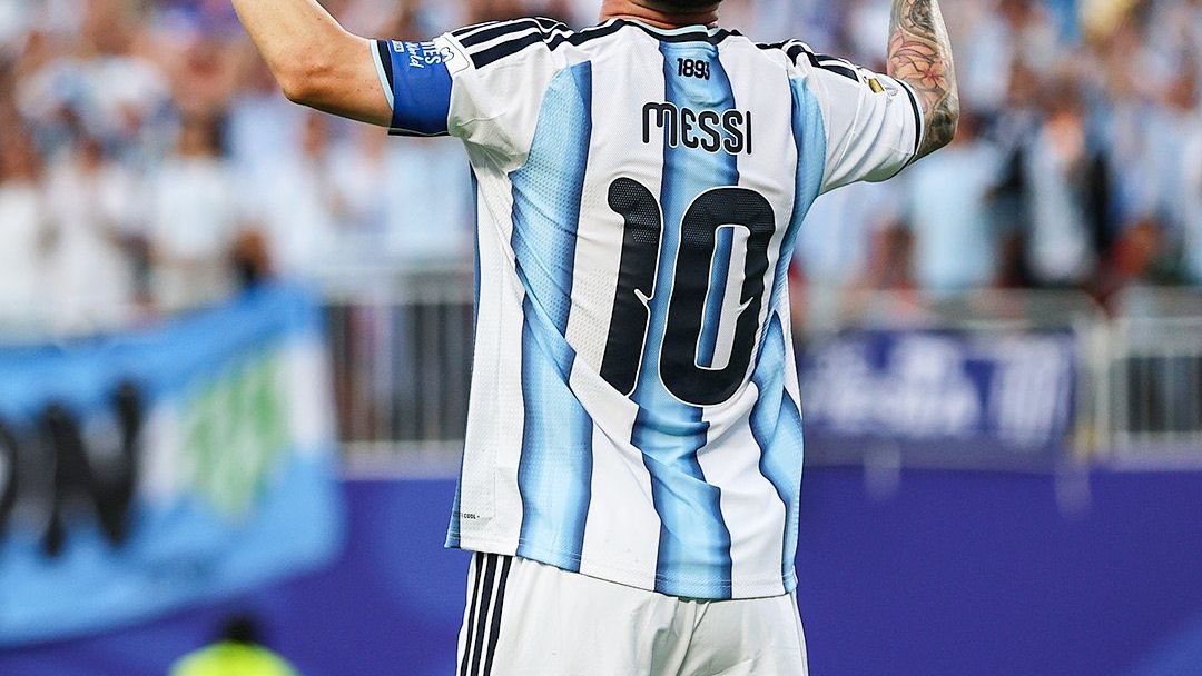 Lionel Messi breaks Cristiano Ronaldo's World Cup record — Sports news on dripviewz