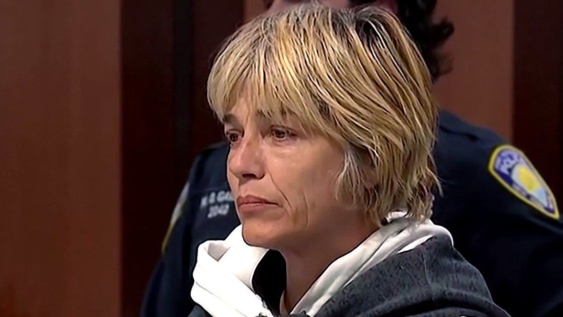 Selma Blair shuts down 'outrageous' claims about her illness after plane arrest — News news on dripviewz