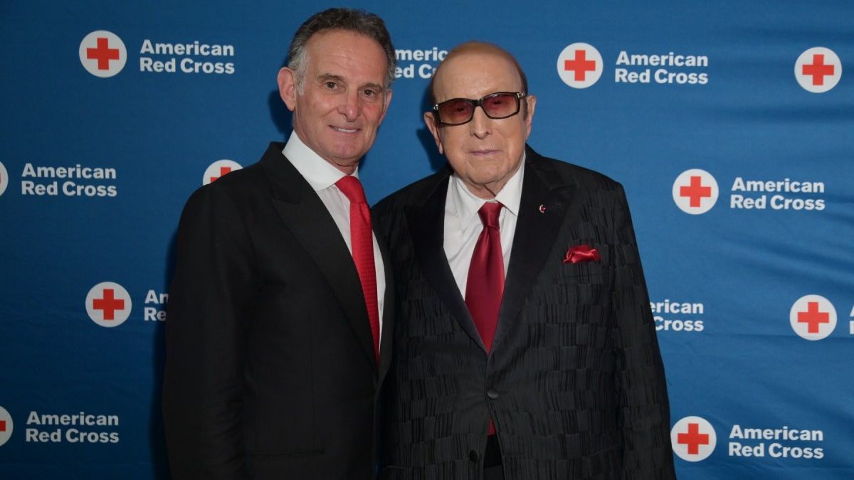 Clive Davis Goes In-Depth on His Career, Arista Ouster & More in Interview Taped Last December — News news on dripviewz