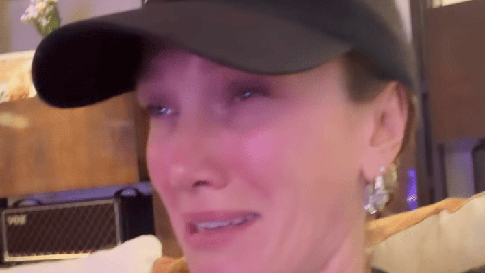 Delta Goodrem breaks down in tears responding to Johannes Radebe on Strictly Come Dancing — News news on dripviewz